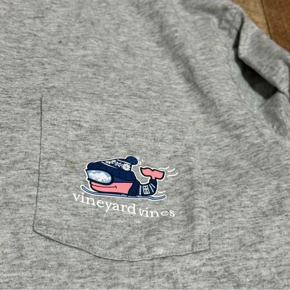 Vineyard Vines Unisex M Heather Gray Skiing Whale Long Sleeve Graphic T-Shirt — image 5 of 8